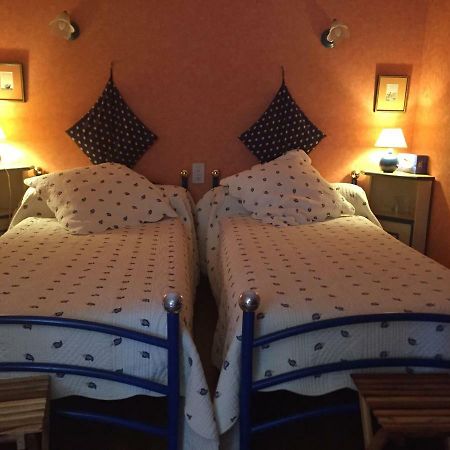 Bed and Breakfast Domaine De Brousson à La Tour-sur-Orb Extérieur photo